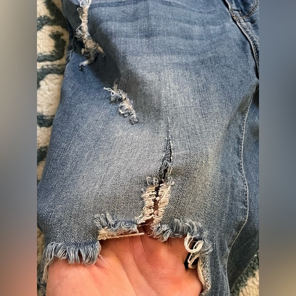 Cello Distressed Blue Jeans Size 13 - Picture 4 of 10